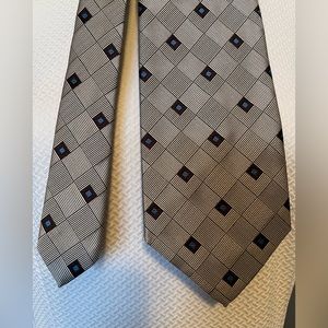 Givenchy Gentlemen Paris Adlers Men’s Tie